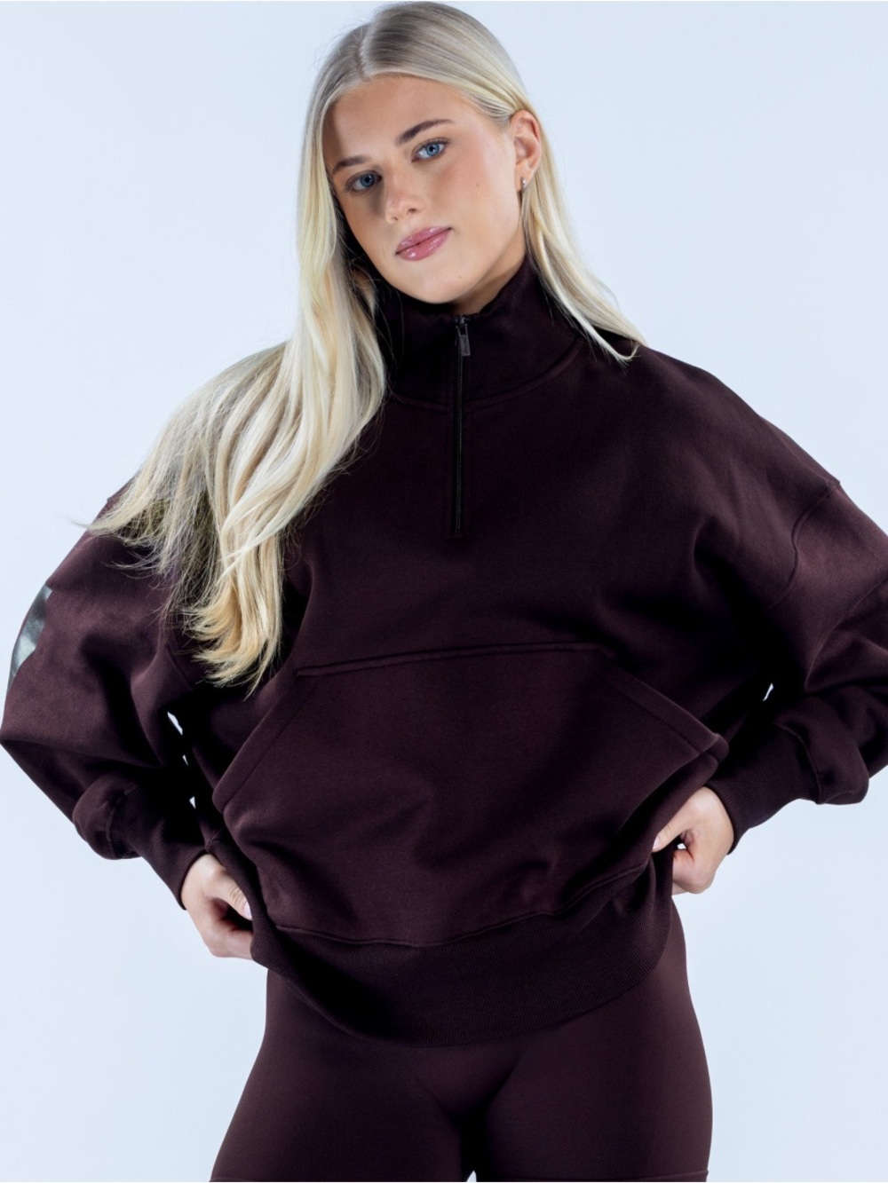 Signature Quarter Zip Sweatshirt -
DFYNE
